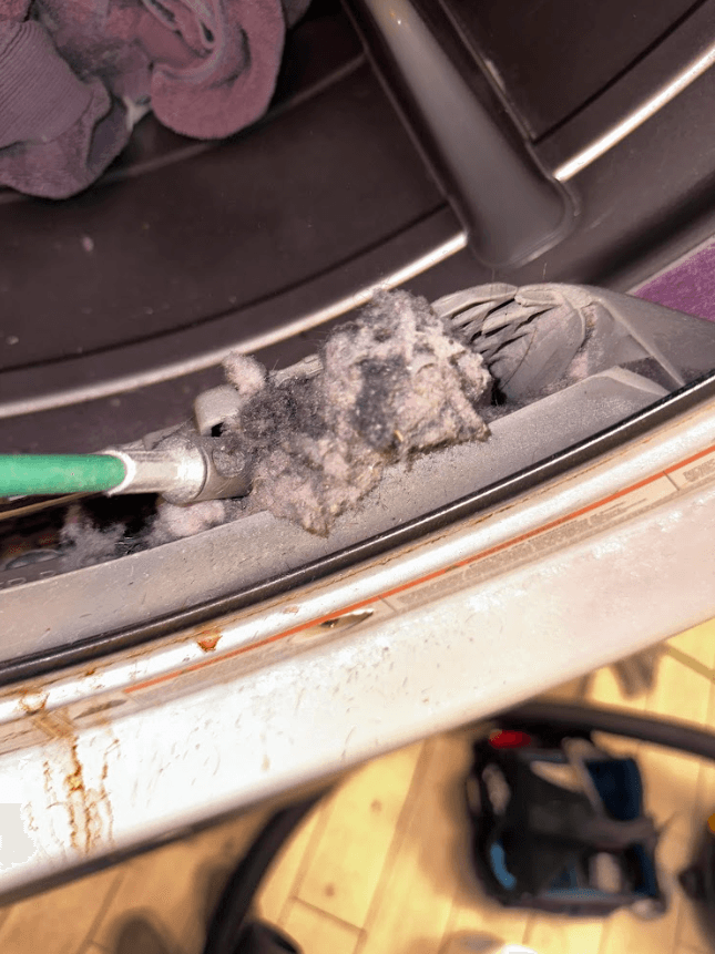 Clogged lint screen in Fresno